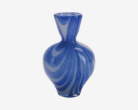 /vase-hjerteform-blaa-h235-cm